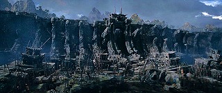 『キング・コング』 2005　約59分；髑髏島の巨大な塀