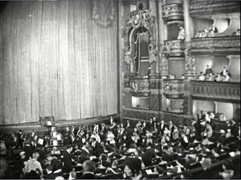 『オペラの怪人』1925　約3分：舞台と客席