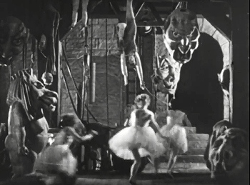 『オペラの怪人』1925　約17分：舞台裏