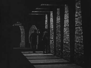 『オペラの怪人』1925　約1時間1分：地下の通路