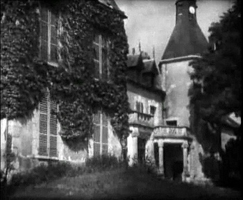 『吸血鬼』 1932、約21分：第2の館、外観