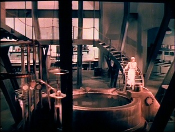 『肉の蝋人形』 1933、約1時間6分：蠟人形館、地下空中回廊