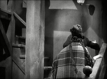 『倫敦の人狼』 1935、約52分：宿、第二の階段、途中