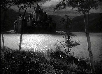 『ゼンダ城の虜』 1937、約1時間19分：城、外観、夜
