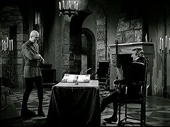 『恐怖のロンドン塔』 1939　約14分：リチャードの部屋