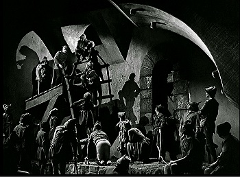 『恐怖のロンドン塔』 1939　約29分：モードと貧民たちの落ちあい場所