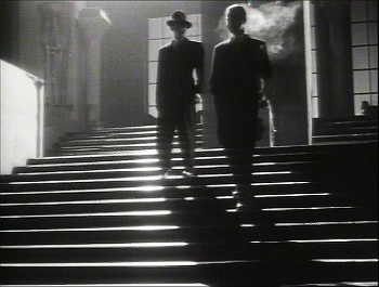 『市民ケーン』 1941、約1時間48分：大階段