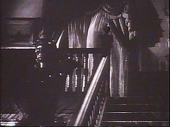 『キャットピープルの呪い』 1944　約1時間4分；階段を上がった先
