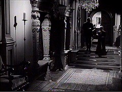 『呪われた城』 1946　約51分：二階廊下