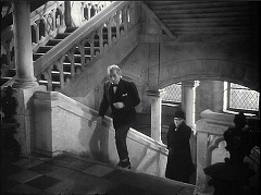『乙女の星』 1946　約10分：中二階から二階への階段