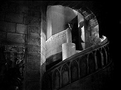 『乙女の星』 1946　約36分：玄関附近の螺旋階段
