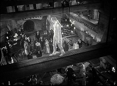 『乙女の星』 1946　約1時間30分：大広間の天井の梁＋幽霊