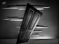 『扉の蔭の秘密』 1947　約0分：タイトル・バック