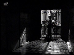 『扉の蔭の秘密』 1947　約1時間29分：部屋コレクションへの格子戸