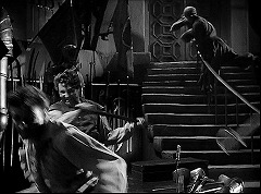 『奇妙な扉』 1952　約42分：武器庫とその階段（階段その6）