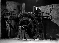 『奇妙な扉』 1952　約1時間7分：水車　階段（階段その9）あり