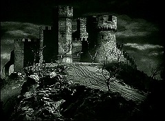 『黒い城』 1952　約0分：城、外観