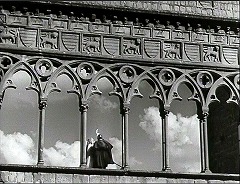 『オセロ』 1952　約48分：城壁上(?)の装飾的なアーケード