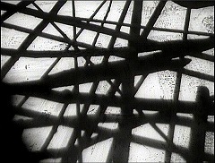 『オセロ』 1952　約55分：木組みの影
