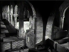 『オセロ』 1952　約1時間3分：祭壇のある空間、祭壇側・やや上から