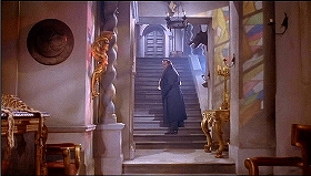 『吸血鬼ドラキュラ』 1958　約1時間18分：二階から三階への階段