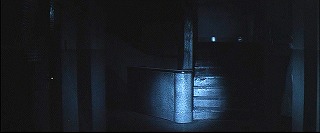 『亡霊怪猫屋敷』 1958　約2分：夜の病院の階段