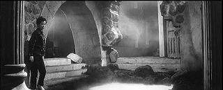『女吸血鬼』 1959　約1時間5分：地底城、底無し沼周辺