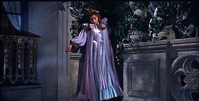 『吸血鬼ドラキュラの花嫁』 1960　約23分：バルコニーからバルコニーへ