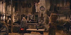『吸血鬼ドラキュラの花嫁』 1960　約1時間17分：風車小屋の中