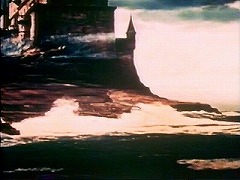 『古城の亡霊』 1963　約19分：城の外観、入江越し～『恐怖の振子』より