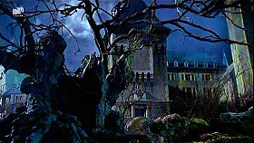 『妖女ゴーゴン』 1964　約23分：城の外観、近接仰角