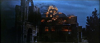 『黒猫の棲む館』 1964　約1時間21分：僧院址と炎上する館