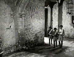 『生きた屍の城』 1964　約50分：城門をくぐったあたり