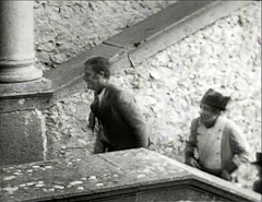 『生きた屍の城』 1964　約52分：外階段