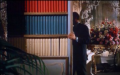 『モデル連続殺人！』 1964　約1時間5分：館、書棚の隠し扉