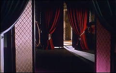 『モデル連続殺人！』 1964　約1時間16分：館、楕円鏡の部屋
