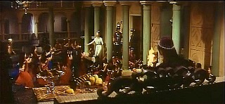 『大盗賊』 1963　約47分：城　宴の間