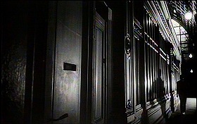 『審判』 1962　約1時間18分：蒲鉾状の大きな空間
