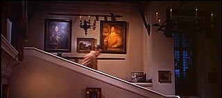 『凶人ドラキュラ』 1966　約27分：主階段