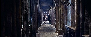 『吸血鬼』 1967　約1時間23分：二階廊下