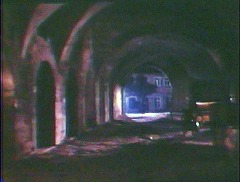 『吸血魔のいけにえ』 1967　約9分：ハーゲンシュタット、トンネル状道路