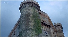 『世にも怪奇な物語』 1968　約42分：第2話　オデスカルキ城、下から