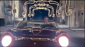『世にも怪奇な物語』 1968　約1時間51分：第3話　街路＋アーケード状電飾