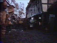 『バンシーの叫び』 1970　約25分：村の通り