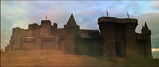 『マクベス』 1971　約2時間6分：コーダ城＋霧