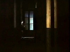『ター博士の拷問地下牢』 1973　約46分：廊下