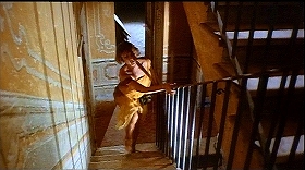 『リサと悪魔』 1973　約1時間1分：階段