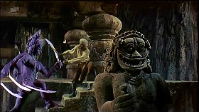 『シンドバッド黄金の航海』 1973　約1時間17分：石窟寺院内　中二階への階段＋六臂六剣のカーリー像＋ベス神風(?)の石像