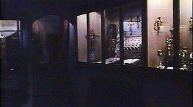 『デ　ジャ　ヴュ』 1987　約1時間7分：クールの大聖堂　地下の展示室