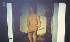 『影なき淫獣』 1973　約2分：ペルジーノ《聖セバスティアヌス》のスライド